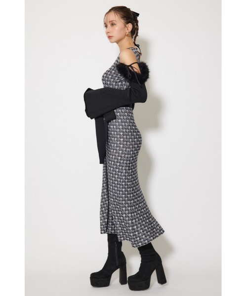 rienda(リエンダ)の「many wayフェイクファージャガードニットワンピース 秋服(ワンピース・レディース・ブラック系その他/ブラウン系その他・FREE)」の6枚目の写真