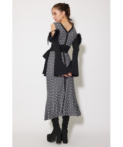 rienda(リエンダ)の「many wayフェイクファージャガードニットワンピース 秋服(ワンピース・レディース・ブラック系その他/ブラウン系その他・FREE)」の10枚目の写真