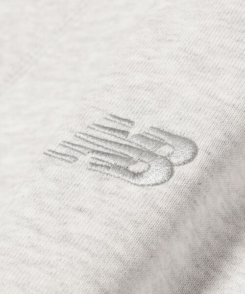 NEW BALANCE（ニューバランス）の「New Balance / Athletics French Terry Crew（スウェット・メンズ・ライトグレー/ブラック・XL/M/S/L）」の7枚目の写真