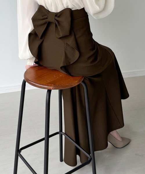 junoah（ジュノア）の「バックリボンマーメイドスカート（裏地無し）（スカート・レディース・ブラック/ダークベージュ/ダークグレー/ブラウン/ボルドー・LARGE/MEDIUM/SMALL/X-LARGE）」の22枚目の写真