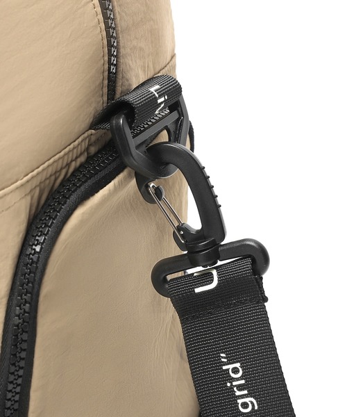 Ungrid（アングリッド）の「【Ungrid/アングリッド】　ソフトナイロンラージ拡張式ボストンバッグ　トラベル　スポーツジム用（スーツケース/キャリーバッグ・レディース・ブラック×ブラック/ブラック×ホワイト/カーキ系/ベージュ×ブラック/ネイビー×ホワイト/グレー系その他・FREE）」の18枚目の写真