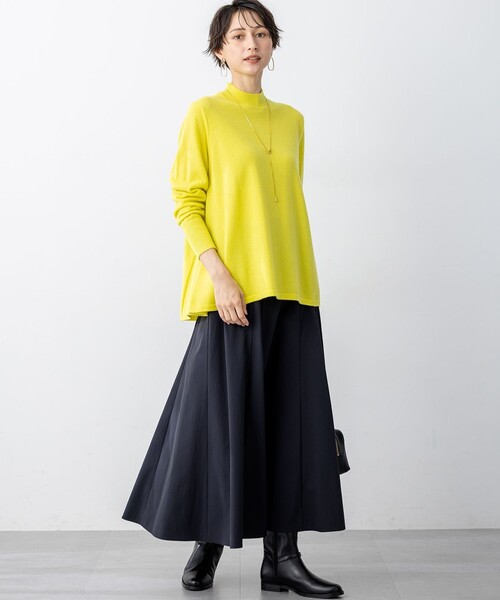 23区 L(ニジュウサンクオオキイサイズ)の「【洗える】ピュアカシミヤ フレア ニット(ニット/セーター・レディース・ブルー系/イエロー系/ライトグレー系/スカイブルー系・46/44)」の5枚目の写真