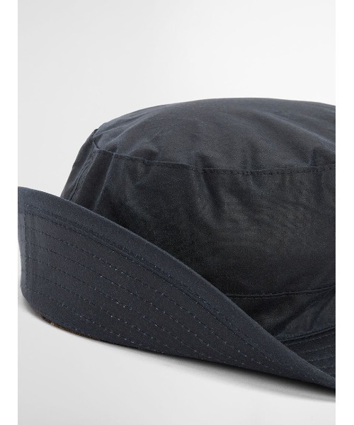Barbour（バブアー）の「ワックス コットン スポーツ ハット（バケットハット）（ハット・メンズ・グリーン/ブラック/オリーブ/ネイビー・MEDIUM/LARGE）」の17枚目の写真