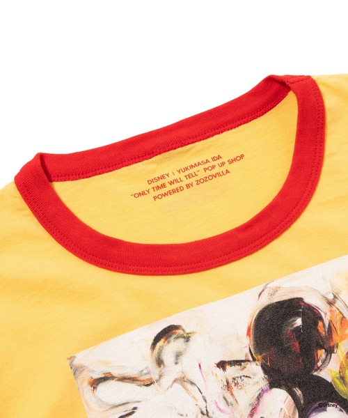 Disney(ディズニー)の「MICKEY MOUSE / RINGER T-SHIRT B(Tシャツ/カットソー・メンズ・イエロー・S/M/SHORT)」の4枚目の写真