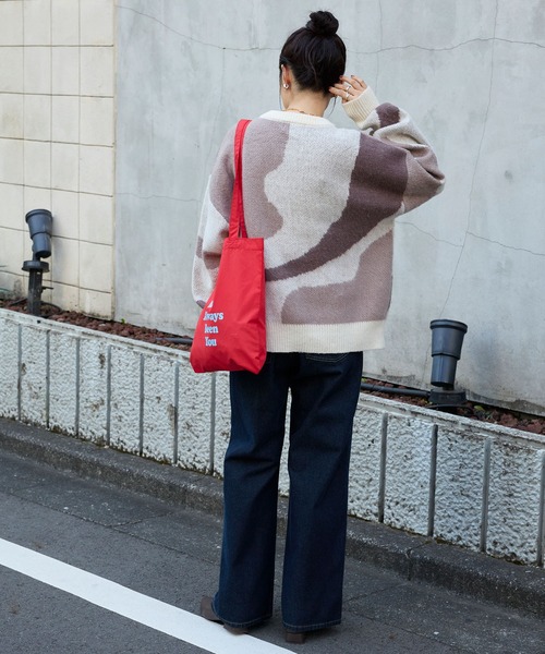 MONO-MART(モノマート)の「モヘアタッチマーブル柄オーバーサイズクルーネックニット(ニット/セーター・レディース・グレー系/アイボリー系/イエロー系/ブルー系/グリーン系・M/L)」の14枚目の写真
