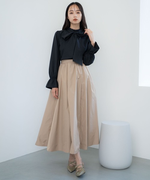NOELA(ノエラ)の「ボウタイフリルブラウス(シャツ/ブラウス・レディース・ブラック/オフホワイト・フリー)」の8枚目の写真