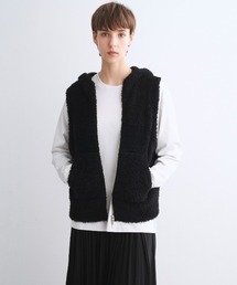 three dots（スリードッツ）の「ファー ベスト（ベスト）」 - WEAR