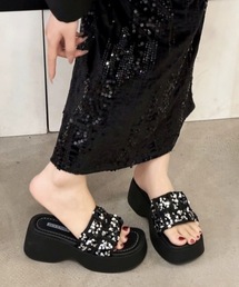 スパンコール厚底サンダル