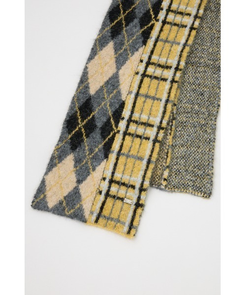 SLY（スライ）の「ARGYLE MIX JQ KNIT STALL アーガイル ミックス ジャガード ニット ストール 秋服 冬服（ストール/ショール・レディース・ブラック系その他2/ブラウン系その他2/グレー系その他2・FREE）」の5枚目の写真