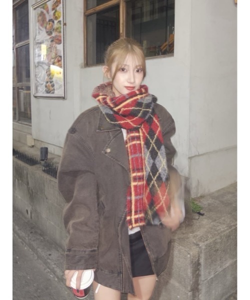 SLY（スライ）の「ARGYLE MIX JQ KNIT STALL アーガイル ミックス ジャガード ニット ストール 秋服 冬服（ストール/ショール・レディース・ブラック系その他2/ブラウン系その他2/グレー系その他2・FREE）」の15枚目の写真