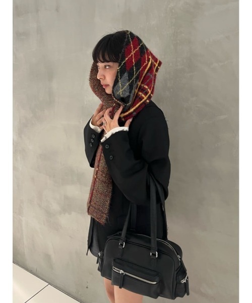 SLY（スライ）の「ARGYLE MIX JQ KNIT STALL アーガイル ミックス ジャガード ニット ストール 秋服 冬服（ストール/ショール・レディース・ブラック系その他2/ブラウン系その他2/グレー系その他2・FREE）」の16枚目の写真