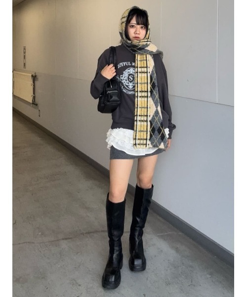 SLY（スライ）の「ARGYLE MIX JQ KNIT STALL アーガイル ミックス ジャガード ニット ストール 秋服 冬服（ストール/ショール・レディース・ブラック系その他2/ブラウン系その他2/グレー系その他2・FREE）」の21枚目の写真