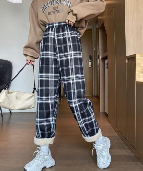 shoppinggo(ショッピングゴー)の「裏起毛パンツ チェック柄パンツ ワイドパンツ レディース ストレート(その他パンツ・レディース・ブラウン/ホワイト/キャメル/ブラック・FREE)」の7枚目の写真