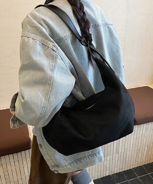 mebole(メボレ)の「Cozy Move Tie bag(ショルダーバッグ・レディース・ブラック/キャメル/ダークブラウン・FREE)」の12枚目の写真