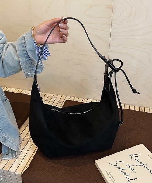 mebole(メボレ)の「Cozy Move Tie bag(ショルダーバッグ・レディース・ブラック/キャメル/ダークブラウン・FREE)」の13枚目の写真