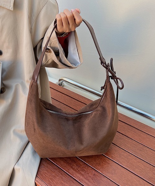 mebole(メボレ)の「Cozy Move Tie bag(ショルダーバッグ・レディース・ブラック/キャメル/ダークブラウン・FREE)」の20枚目の写真