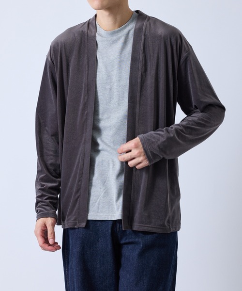 le cercle ADAM ET ROPE'(ルセルクルアダムエロペ)の「ドレープベロアアンサンブルカーディガン(アンサンブル・メンズ・グレー/ベージュ/ダークブラウン・L/M/LL)」の6枚目の写真