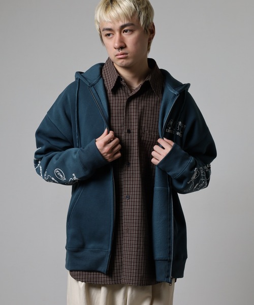 FUNALIVE（ファンアライブ）の「ワイドシルエット レトロデザイン裏起毛ZIPパーカー 韓国系（パーカー・メンズ・杢グレー/ブラック系1/ブラウン/ホワイト系1/ブラック系3/ブラック系その他/スモーキーグリーン系2/スモーキーグリーン系1/ホワイト系2/ブラック系2/ブラック系その他2/スモークピンク/ブラック系その他3/ホワイト系3/ブラック系4・LL/L/M）」の14枚目の写真