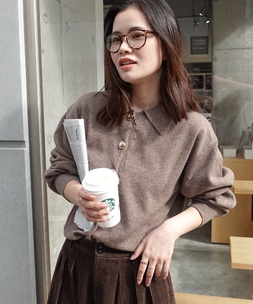 CORNERS（コーナーズ）の「金ボタンポロニット（ニット/セーター・レディース・アイボリー/ブラック/ライトベージュ/ブラウン/グレー・M）」の14枚目の写真