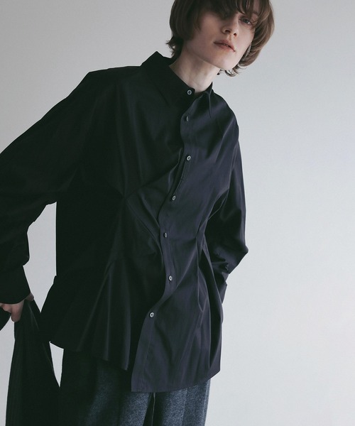 MANOF(マノフ)の「RANDOM TUCK SHIRTS(シャツ/ブラウス・レディース・ブラック/ブルー/ホワイト・M/S)」の4枚目の写真