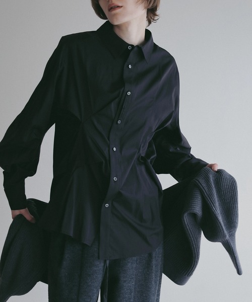 MANOF(マノフ)の「RANDOM TUCK SHIRTS(シャツ/ブラウス・レディース・ブラック/ブルー/ホワイト・M/S)」の14枚目の写真