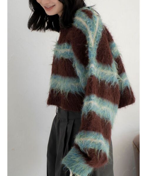 Ungrid(アングリッド)の「シャギーボーダールーズニット(ニット/セーター・レディース・グリーン/レッド/ブラック・FREE)」の5枚目の写真