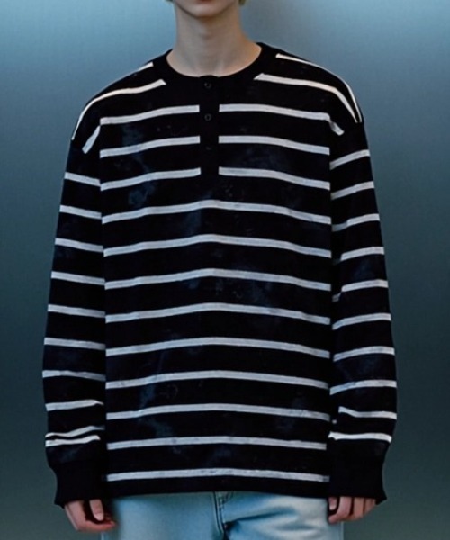 BENUSTA(ベヌスタ)の「A'GEM/9 × .kom 『BENUSTA /ベヌスタ』Washed Border Henley Neck Long Sleeve /ウォッシュドボーダーヘンリーネックロングスリーブ(Tシャツ/カットソー・メンズ・ベージュ/ブラック・XL/L)」の6枚目の写真