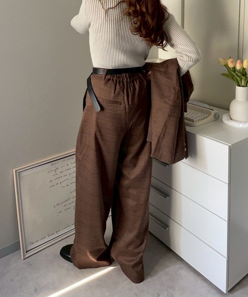 merrylatte（メリーラテ）の「タックチェックワイドパンツ【NOUA】（その他パンツ・レディース・ブラウン・FREE）」の4枚目の写真