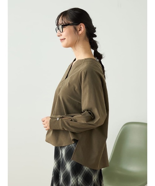 HARUYAMA(ハルヤマ)の「【WEB限定】起毛合わせネックブラウス FURRY(シャツ/ブラウス・レディース・カーキ/ブラック/ブルー/オフホワイト・F)」の21枚目の写真
