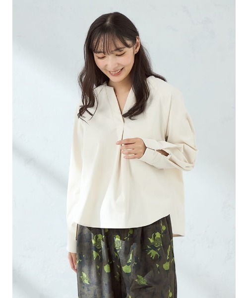 HARUYAMA(ハルヤマ)の「【WEB限定】起毛合わせネックブラウス FURRY(シャツ/ブラウス・レディース・カーキ/ブラック/ブルー/オフホワイト・F)」の7枚目の写真