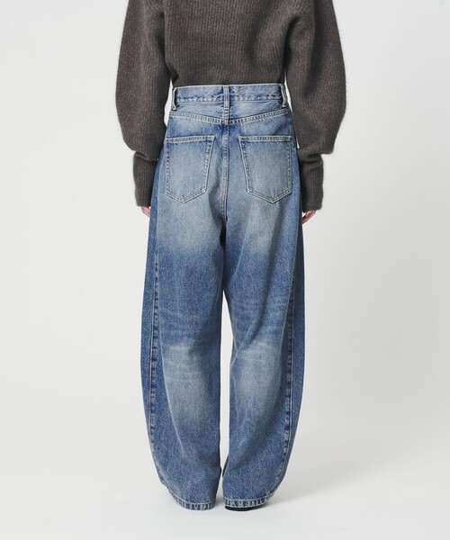 BEAUTY&YOUTH UNITED ARROWS（ビューティーアンドユースユナイテッドアローズ）の「コットンデニム カーブパンツ（デニムパンツ・レディース・コバルトブルー/ダークグレー・M/S/XS）」の17枚目の写真