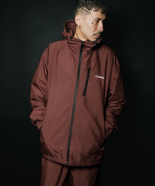 Subciety(サブサエティ)の「Graph check hoodie(マウンテンパーカー・メンズ・ブラック/ホワイト/バーガンディー・SMALL/MEDIUM/LARGE/X-LARGE)」の4枚目の写真