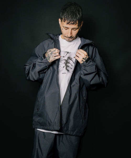 Subciety(サブサエティ)の「Graph check hoodie(マウンテンパーカー・メンズ・ブラック/ホワイト/バーガンディー・SMALL/MEDIUM/LARGE/X-LARGE)」の22枚目の写真