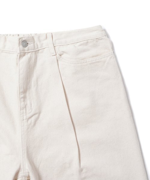 GAKKAI UNIONS（ガッカイユニオンズ）の「ワンタッチワイドバンディングデニムパンツクリーム（デニムパンツ・レディース・その他・LARGE/MEDIUM/SMALL）」の4枚目の写真