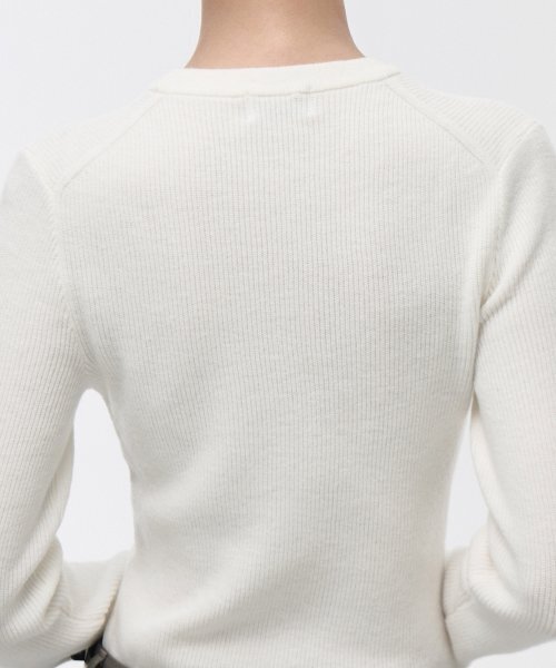 MUSINSA STANDARD WOMAN（ムシンサスタンダードウーマン）の「ウィメンズリブスリムクルーネックニット[アイボリー]（ニット/セーター・レディース・その他・SMALL/MEDIUM/LARGE/X-SMALL）」の7枚目の写真