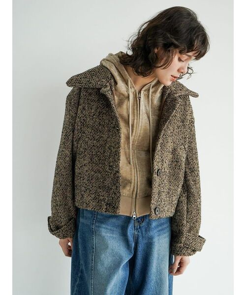 FIKA.(フィーカ)の「Woven jacquard jacket(その他アウター・レディース・ブラック/ブラウン・MEDIUM)」の7枚目の写真
