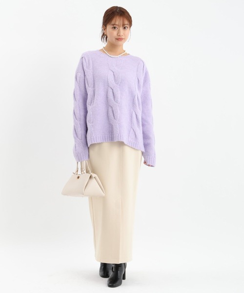 Andemiu（アンデミュウ）の「ユルケーブルニット617733（ニット/セーター・レディース・チャコールグレー/パープル/アイボリー・FREE）」の7枚目の写真