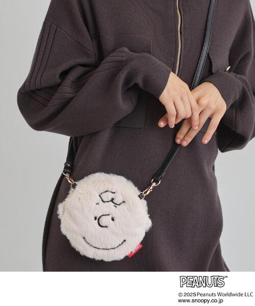 THE SHOP TK (ザ ショップ ティーケー )の「PEANUTS/ピーナッツ チャーリー・ブラウン ファーポーチ(ショルダーバッグ・レディース・ライトベージュ・00)」の4枚目の写真