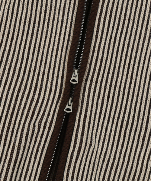 NOT4NERD(ノットフォーナード)の「444 Logo Two Tone Rib Knit Zip Up - Beige(カーディガン/ボレロ・レディース・その他・SMALL/MEDIUM/LARGE/X-LARGE)」の11枚目の写真