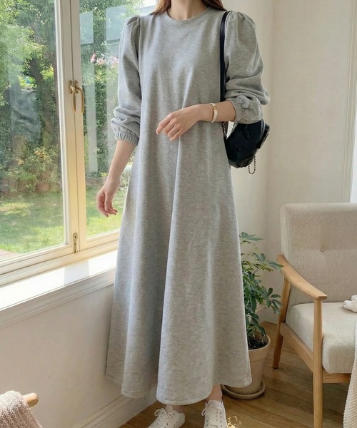 cammie(キャミー)の「パフスリーブワンピース(ワンピース・レディース・アイボリー/グレー・M/L)」の1枚目の写真