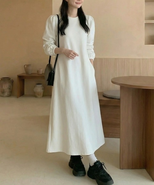 cammie(キャミー)の「パフスリーブワンピース(ワンピース・レディース・アイボリー/グレー・M/L)」の4枚目の写真