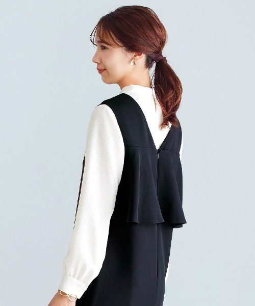 White Collection（ホワイトコレクション）の「多機能すぎるワンピース【UVカット･速乾・接触冷感･防シワ・ストレッチ･洗える】ダブルピケクロス・深キーネックバックペプラムIラインワンピース（ワンピース・レディース・ネイビー/ブラック・LL/L/M）」の19枚目の写真