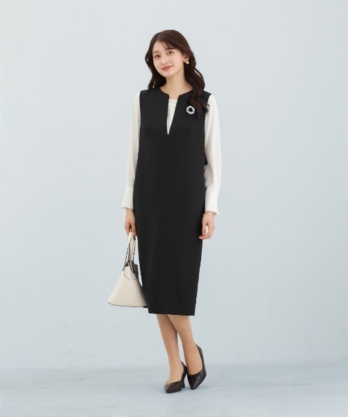 White Collection（ホワイトコレクション）の「多機能すぎるワンピース【UVカット･速乾・接触冷感･防シワ・ストレッチ･洗える】ダブルピケクロス・深キーネックバックペプラムIラインワンピース（ワンピース・レディース・ネイビー/ブラック・LL/L/M）」の21枚目の写真