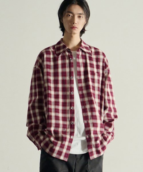 ROTEMBER（ローテンバー）の「フレンチオンブレチェックシャツ[レッド]（シャツ/ブラウス・メンズ・その他・MEDIUM/LARGE/X-LARGE）」の2枚目の写真