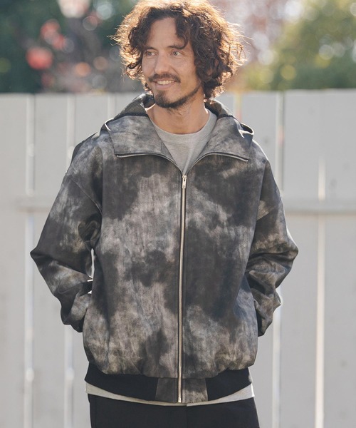 CAMBIO（カンビオ）の「mj11312- Shade Synthetic Leather Hooded Jacket レザーフードジャケット(CAM26SS-001)（その他アウター・メンズ・ブラック/ブラック×ホワイト/ベージュ・S/M/L）」の4枚目の写真