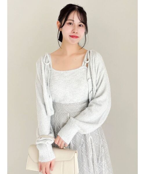 dazzlin(ダズリン)の「ミニシャギーラメニットカーデトップス(カーディガン/ボレロ・レディース・グレー/ベージュ/ピンク/レッド・FREE)」の6枚目の写真