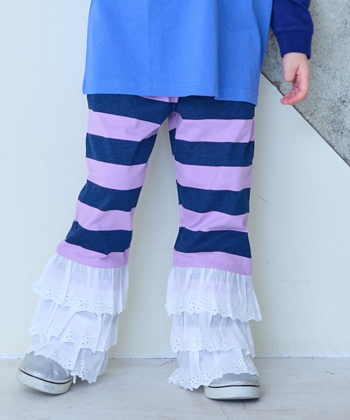 MARKEY'S(マーキーズ)の「レースフリルティアードボーダーパンツ(その他パンツ・キッズ・ブラック系その他/レッド系その他/ピンク系その他・140/130/120/110/100/90/150)」の1枚目の写真