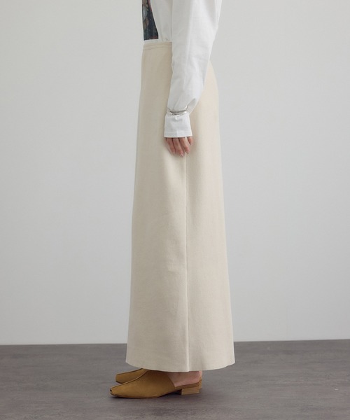 SALON adam et rope'（サロン アダム エ ロペ）の「ナローロングスカート-CreamyCotton /クリーミーコットン-（スカート・レディース・オフホワイト/ベージュ系その他/ブラック・FREE）」の12枚目の写真