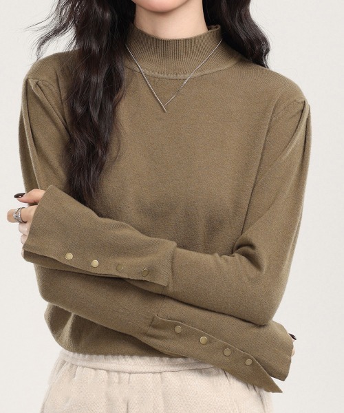 Miniministore(ミニミニストア)の「ニットトップス 長袖 ハイネック 重ね着(ニット/セーター・レディース・アイボリー/カーキブラウン/ライトグレー/ブラック・FREE)」の4枚目の写真