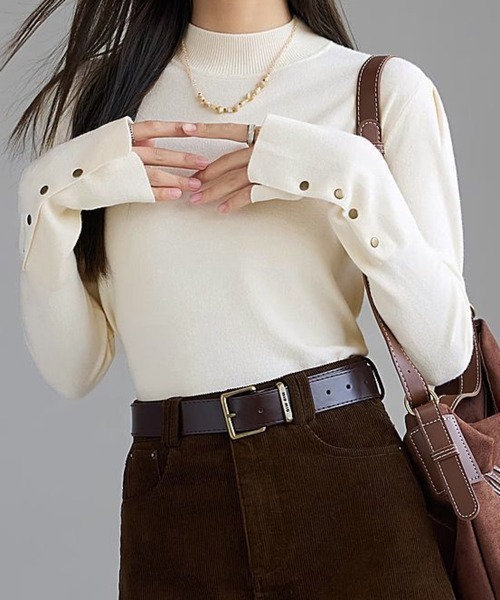 Miniministore(ミニミニストア)の「ニットトップス 長袖 ハイネック 重ね着(ニット/セーター・レディース・アイボリー/カーキブラウン/ライトグレー/ブラック・FREE)」の13枚目の写真